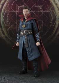 Фигурка Доктор Стрэндж (S.H. Figuarts Doctor Strange and Burning Flame Set Doctor Strange Action Figure)