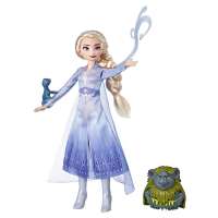 Кукла Холодное Сердце 2: Эльза (Frozen 2  – Elsa Fashion Doll in Travel Outfit with Pabbie and Salamander Figures)