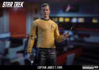 Фигурка Звёздный путь - Капитан Джеймс Т. Кирк (Star Trek Captain James T. Kirk Collectible Action Figure)