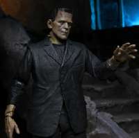 Франкенштейн (Universal Monsters Ultimate Frankenstein's Monster Figure)_2