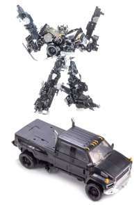 Игрушка Трансформеры Сила Праймов Делюкс Новастар (Transformers Generations Power of the Primes Deluxe Class Autobot Novastar)