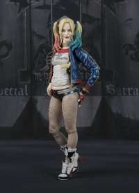 Фигурка Отряд Самоубийц: Харли Квин (Bandai Tamashii Nations S.H. Figuarts Harley Quinn "Suicide Squad" Action Figure) 6