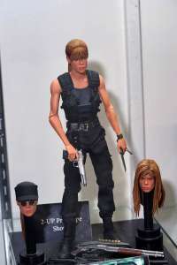 Терминатор 2: Судный День Ультимейт Сара Коннор (Terminator 2: Judgment day Ultimate Sarah Connor Action Figure) #1
