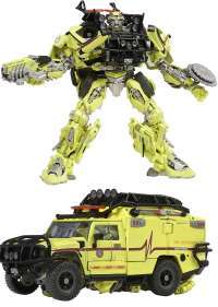 Игрушка Трансформер Баррикада (Transformers Masterpiece Movie Series Barricade MPM-5) HASBRO